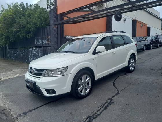 FIAT FREEMONT 2.4 PRECISION 16V GASOLINA 4P AUTOMÁTICO